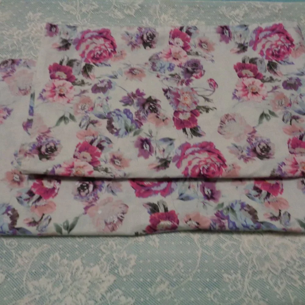 VINTAGE FLOWERS 2 UNFINISHED CURTAIN PANELS